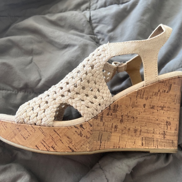 Nude wedges - Picture 3 of 3